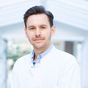 Portrait: Dr. med. Argyrios Andrikos