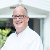 Portrait: Dr. Timur Sellmann